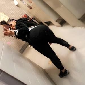 Meet your Posher, Lynn